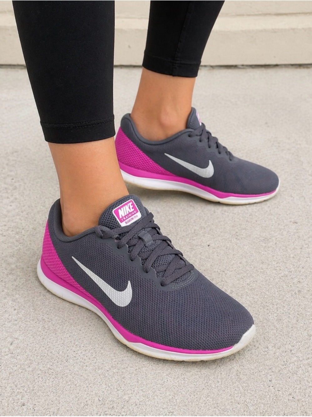 Nike Flex Trainer Gray Pink Women’s Size 9 Running Sneakers